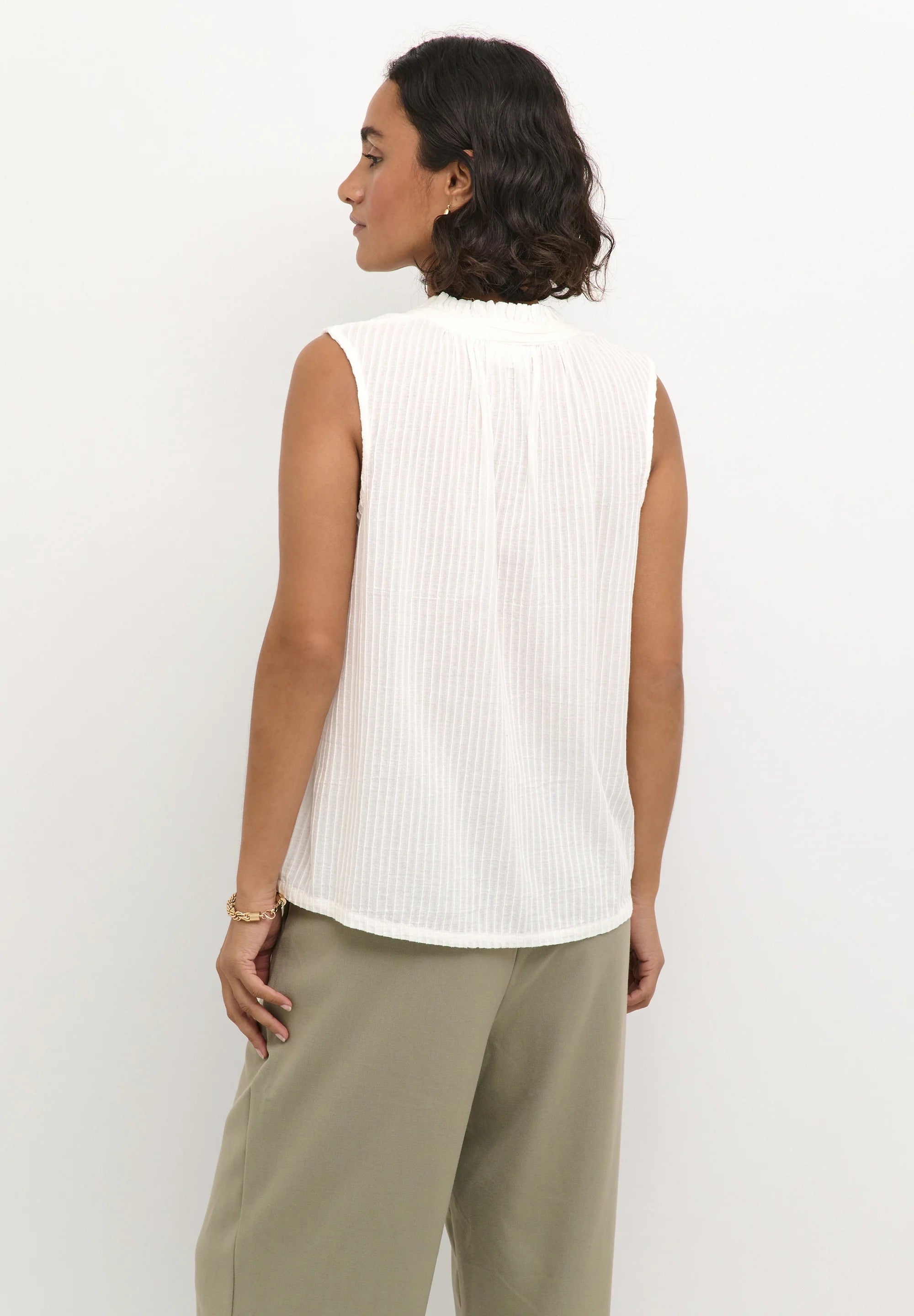 Kaffe KAalice Cream White Pleated Ruffle Collar V-Neck Sleeveless Top – Relaxed Fit | Women