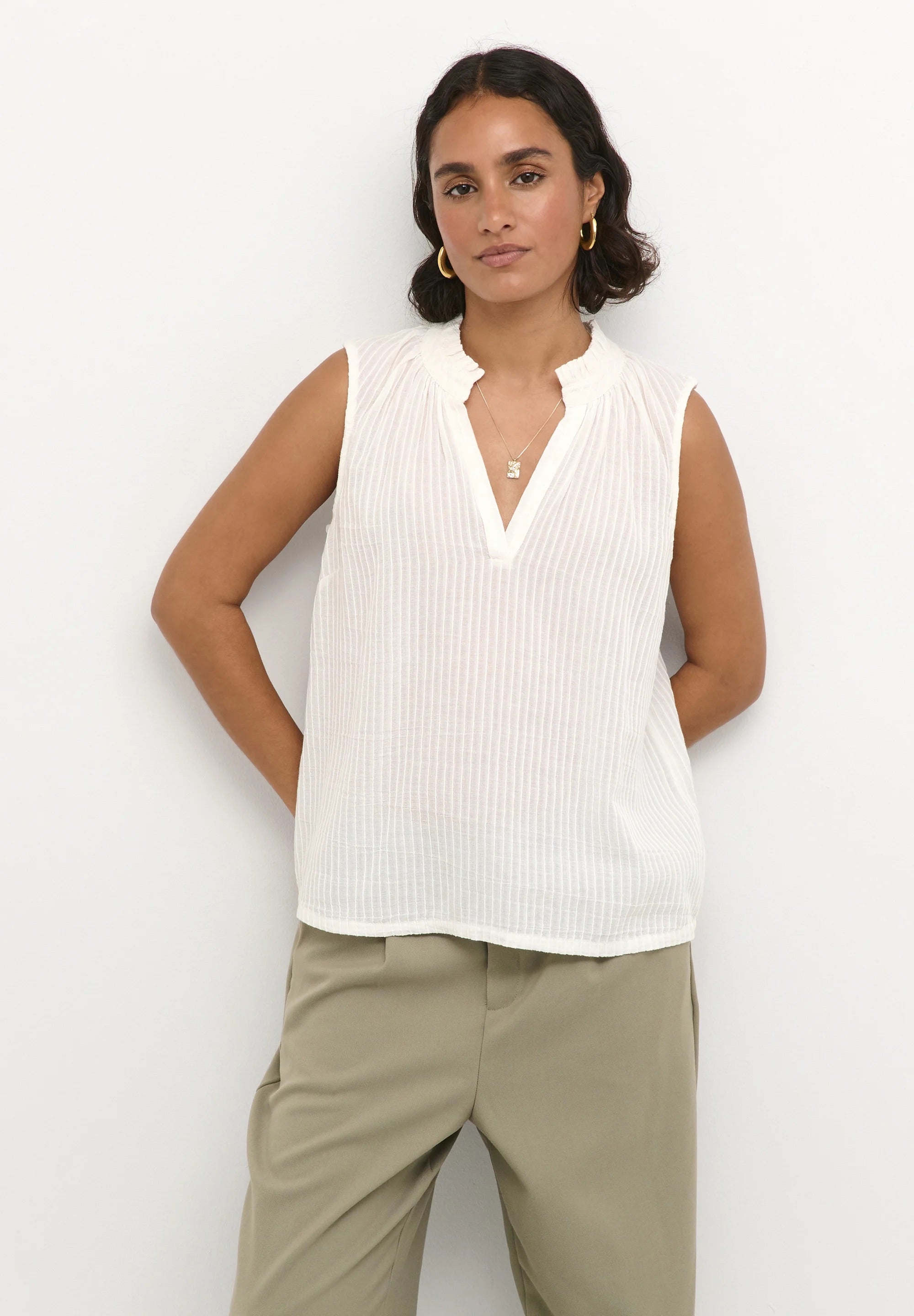 Kaffe KAalice Cream White Pleated Ruffle Collar V-Neck Sleeveless Top – Relaxed Fit | Women